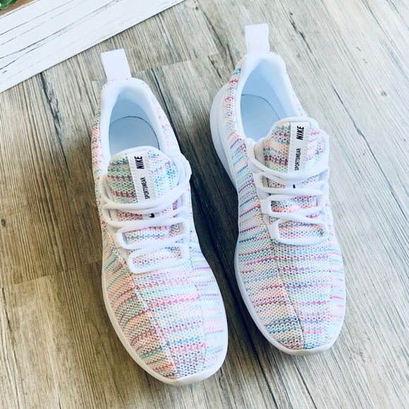 Nike Viale Sneakers - Picture 7 of 13